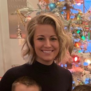 Meet your Posher, Laura